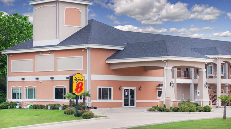Super 8 Carthage Exterior