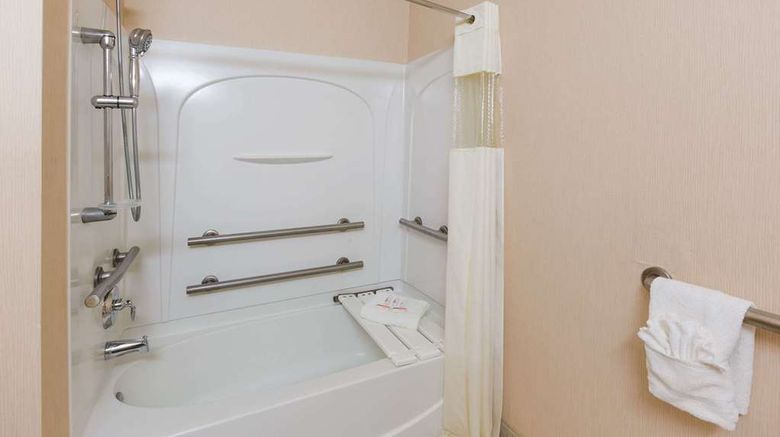 <b>Days Inn Budd Lake Room</b>. Images powered by <a href="https://iceportal.shijigroup.com/" title="IcePortal" target="_blank">IcePortal</a>.