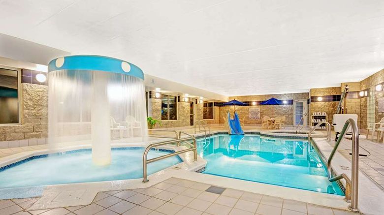 <b>Baymont Inn & Suites Wahpeton Pool</b>. Images powered by <a href="https://iceportal.shijigroup.com/" title="IcePortal" target="_blank">IcePortal</a>.