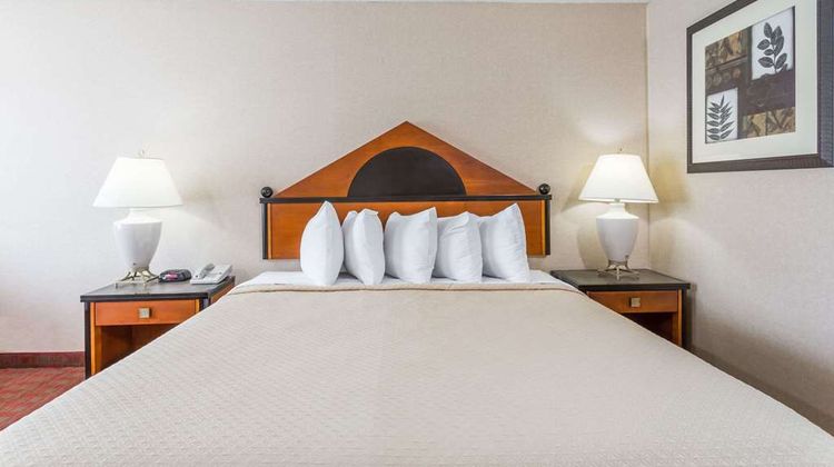 Days Inn Goldsboro Room