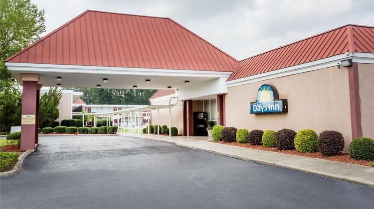 Days Inn Goldsboro Exterior
