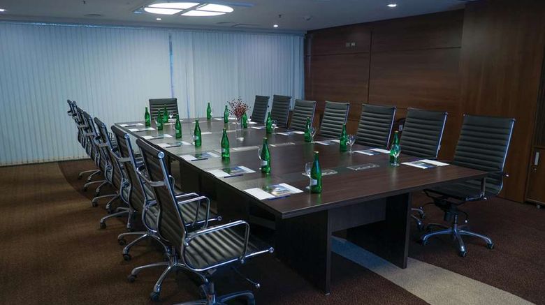 <b>Howard Johnson Hotel Cordoba Meeting</b>. Images powered by <a href="https://iceportal.shijigroup.com/" title="IcePortal" target="_blank">IcePortal</a>.
