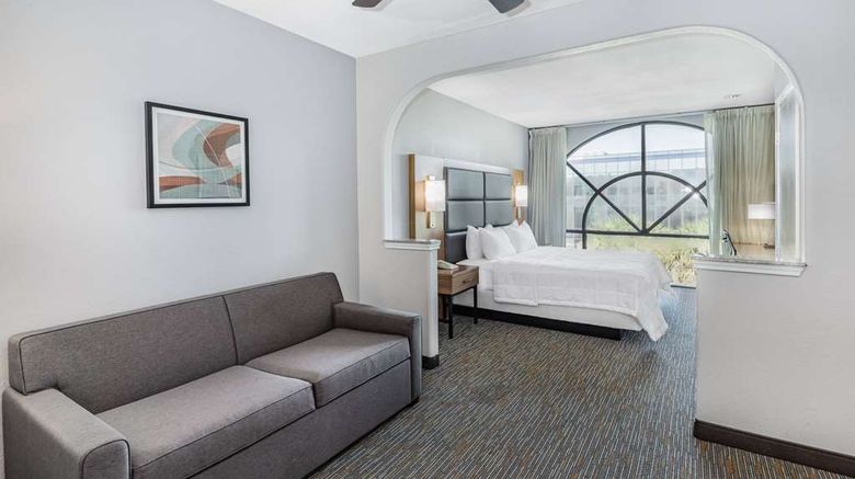 <b>Wingate by Wyndham Houston IAH Airport Suite</b>. Images powered by <a href="https://iceportal.shijigroup.com/" title="IcePortal" target="_blank">IcePortal</a>.