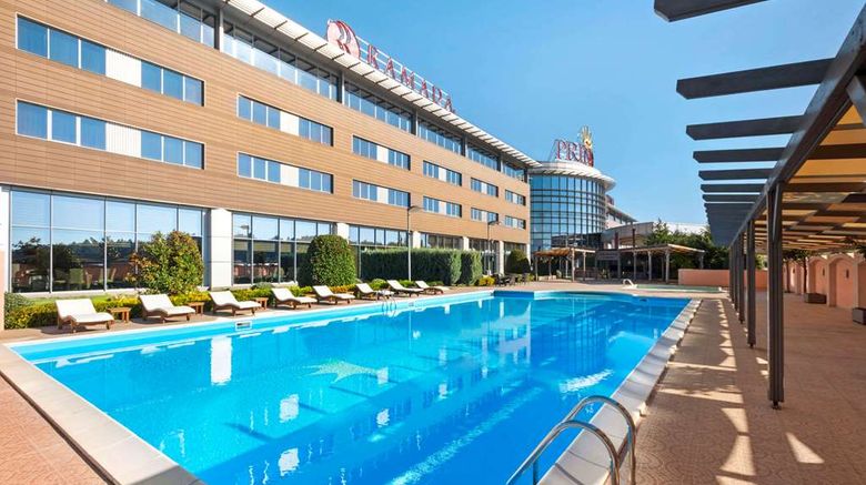 <b>Ramada Plaza Gevgelija Pool</b>. Images powered by <a href="https://iceportal.shijigroup.com/" title="IcePortal" target="_blank">IcePortal</a>.