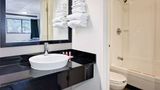 Travelodge by Wyndham College Park Room
