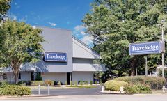 Travelodge by Wyndham College Park