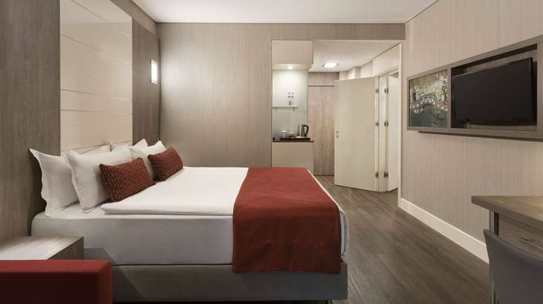 <b>Ramada Encore Istanbul Bayrampasa Room</b>. Images powered by <a href="https://iceportal.shijigroup.com/" title="IcePortal" target="_blank">IcePortal</a>.