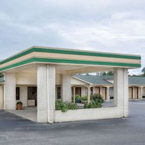 Super 8 Sumter