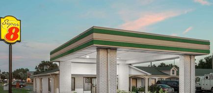 Super 8 Sumter Exterior