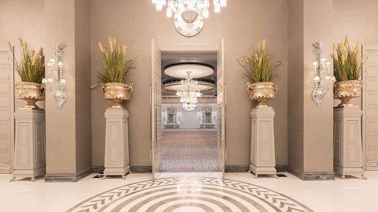 <b>Wyndham Grand Istanbul Kalamis Marina Ballroom</b>. Images powered by <a href="https://iceportal.shijigroup.com/" title="IcePortal" target="_blank">IcePortal</a>.
