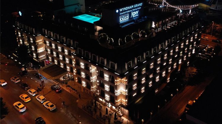 Wyndham Grand Istanbul Kalamis Marina Exterior