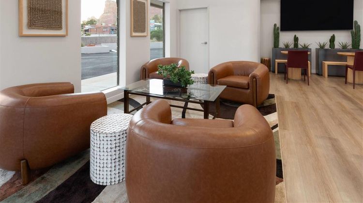 Kokopelli Inn, Trademark Collection Lobby