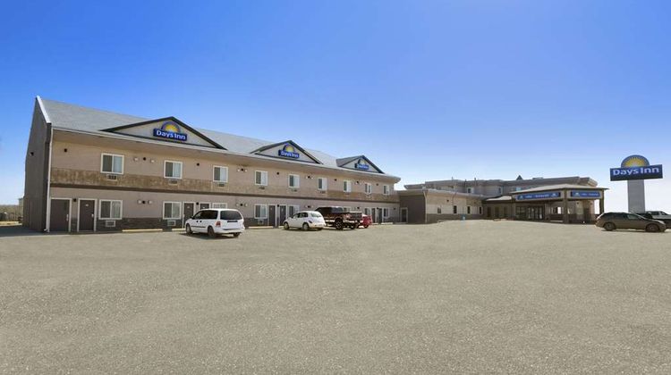 Days Inn High Level Exterior