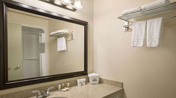 Days Inn High Level Room