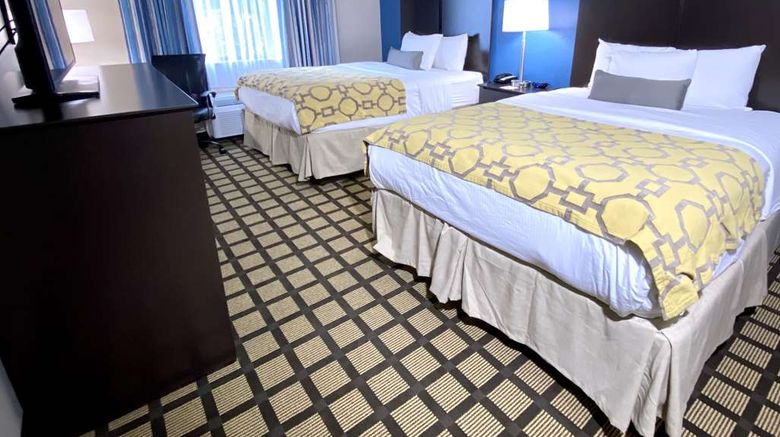 <b>Baymont by Wyndham Albany Airport North Room</b>. Images powered by <a href="https://iceportal.shijigroup.com/" title="IcePortal" target="_blank">IcePortal</a>.