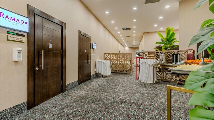 Ramada Plaza By Wyndham Izmir Meeting