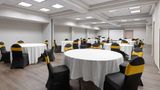 <b>Days Inn & Suites Albany Meeting</b>. Images powered by <a href="https://iceportal.shijigroup.com/" title="IcePortal" target="_blank">IcePortal</a>.