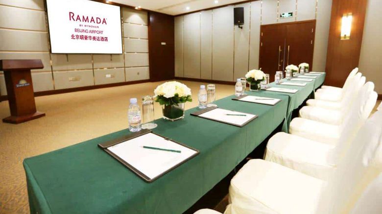 <b>Ramada by Wyndham Beijing Airport Meeting</b>. Images powered by <a href="https://iceportal.shijigroup.com/" title="IcePortal" target="_blank">IcePortal</a>.