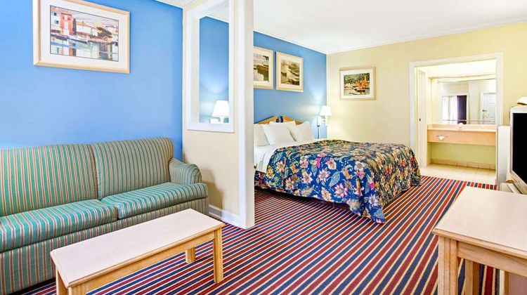 Days Inn Kingsland Room