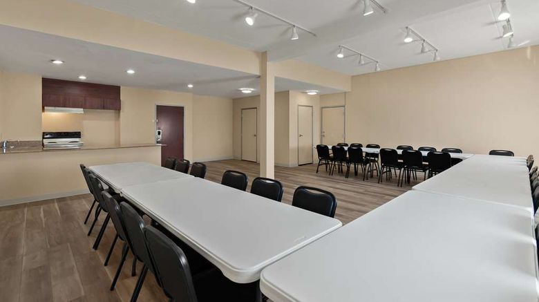 <b>Ramada Harrisburg/Hershey Area Meeting</b>. Images powered by <a href="https://iceportal.shijigroup.com/" title="IcePortal" target="_blank">IcePortal</a>.