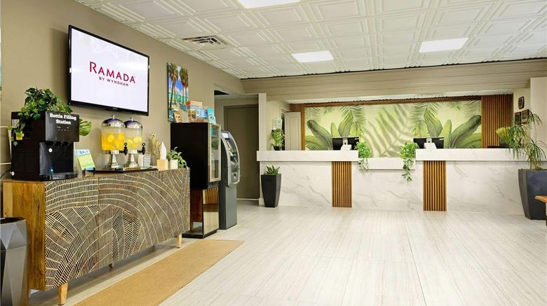 <b>Ramada by Wyndham Sarasota Waterfront Lobby</b>. Images powered by <a href="https://iceportal.shijigroup.com/" title="IcePortal" target="_blank">IcePortal</a>.