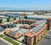 Days Inn Fontana / Rialto Exterior
