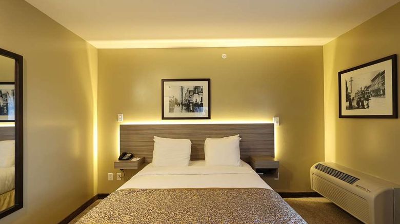 <b>Days Inn - Surrey Room</b>. Images powered by <a href="https://iceportal.shijigroup.com/" title="IcePortal" target="_blank">IcePortal</a>.