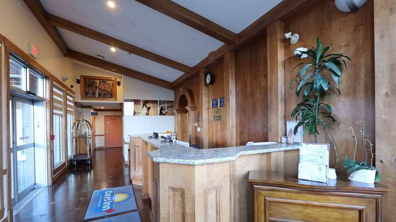 <b>Days Inn - Surrey Lobby</b>. Images powered by <a href="https://iceportal.shijigroup.com/" title="IcePortal" target="_blank">IcePortal</a>.