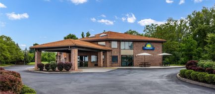 Days Inn Geneva Exterior