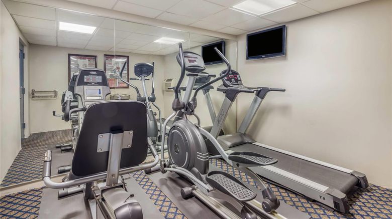 <b>Days Inn Geneva Health</b>. Images powered by <a href="https://iceportal.shijigroup.com/" title="IcePortal" target="_blank">IcePortal</a>.
