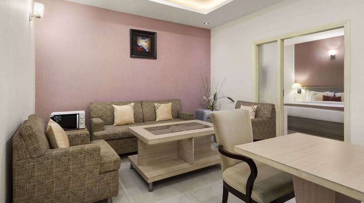 Days Hotel Neemrana Jaipur Highway Suite