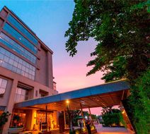 Ramada by Wyndham Neemrana Exterior