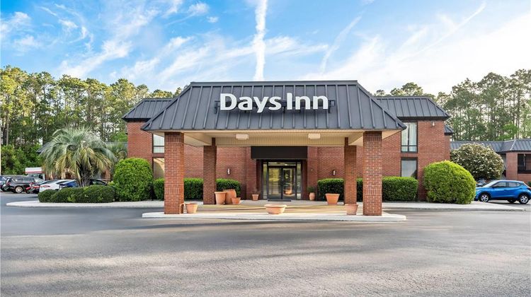 Days Inn Statesboro Exterior