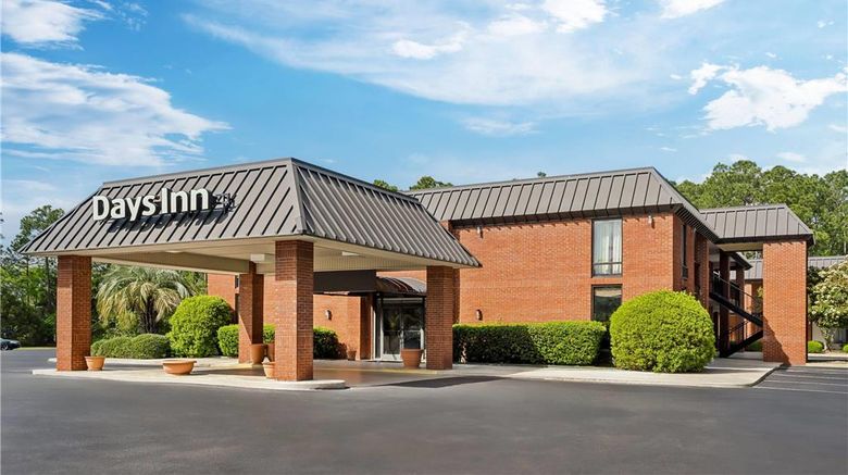 <b>Days Inn Statesboro Exterior</b>. Images powered by <a href="https://iceportal.shijigroup.com/" title="IcePortal" target="_blank">IcePortal</a>.