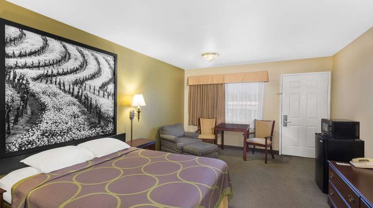 Super 8 Corning Room