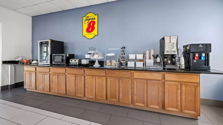 <b>Super 8 Garysburg/Roanoke Rapids Restaurant</b>. Images powered by <a href="https://iceportal.shijigroup.com/" title="IcePortal" target="_blank">IcePortal</a>.