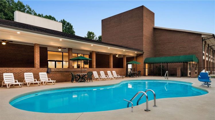Days Inn Lexington Pool