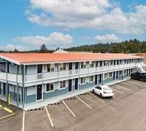 Travelodge Newport Exterior