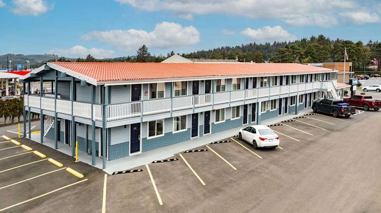 <b>Travelodge Newport Exterior</b>. Images powered by <a href="https://iceportal.shijigroup.com/" title="IcePortal" target="_blank">IcePortal</a>.