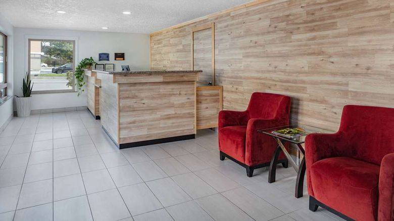 <b>Travelodge Newport Lobby</b>. Images powered by <a href="https://iceportal.shijigroup.com/" title="IcePortal" target="_blank">IcePortal</a>.