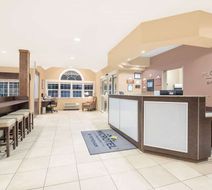 Microtel Inn & Suites by Wyndham Sidney Lobby