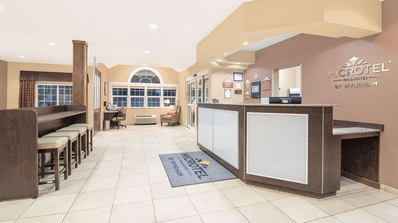 <b>Microtel Inn & Suites by Wyndham Sidney Lobby</b>. Images powered by <a href="https://iceportal.shijigroup.com/" title="IcePortal" target="_blank">IcePortal</a>.