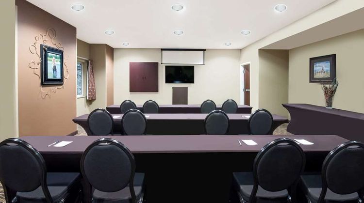 Microtel Inn & Suites by Wyndham Sidney Meeting