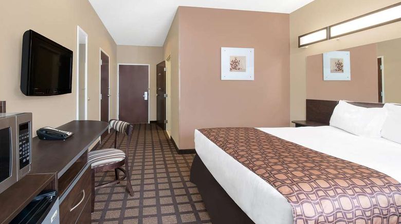 <b>Microtel Inn & Suites by Wyndham Sidney Room</b>. Images powered by <a href="https://iceportal.shijigroup.com/" title="IcePortal" target="_blank">IcePortal</a>.