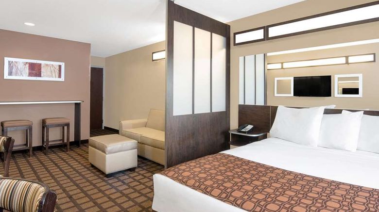 <b>Microtel Inn & Suites by Wyndham Sidney Suite</b>. Images powered by <a href="https://iceportal.shijigroup.com/" title="IcePortal" target="_blank">IcePortal</a>.