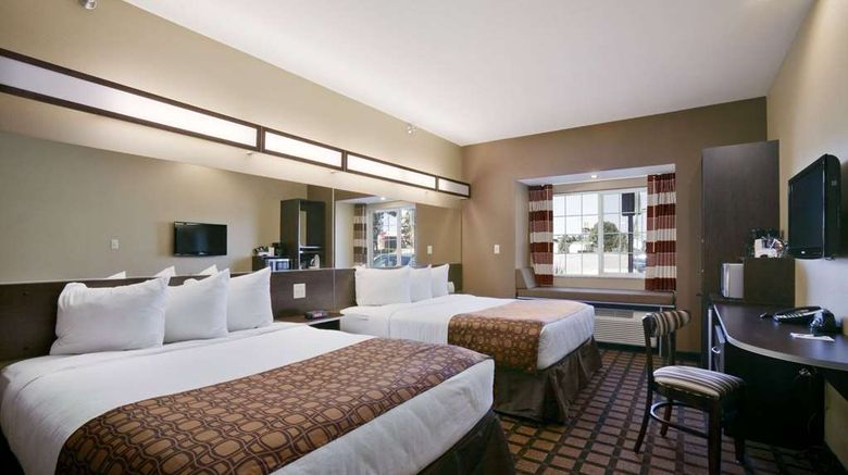 <b>Microtel Inn & Suites by Wyndham Sidney Room</b>. Images powered by <a href="https://iceportal.shijigroup.com/" title="IcePortal" target="_blank">IcePortal</a>.
