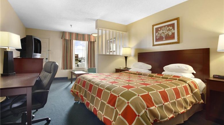 <b>Super 8 New Iberia Room</b>. Images powered by <a href="https://iceportal.shijigroup.com/" title="IcePortal" target="_blank">IcePortal</a>.