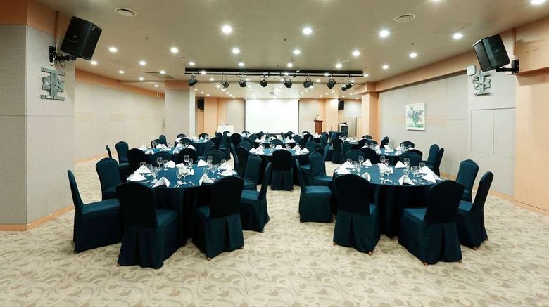 <b>Ramada Seoul Dongdaemun Ballroom</b>. Images powered by <a href="https://iceportal.shijigroup.com/" title="IcePortal" target="_blank">IcePortal</a>.