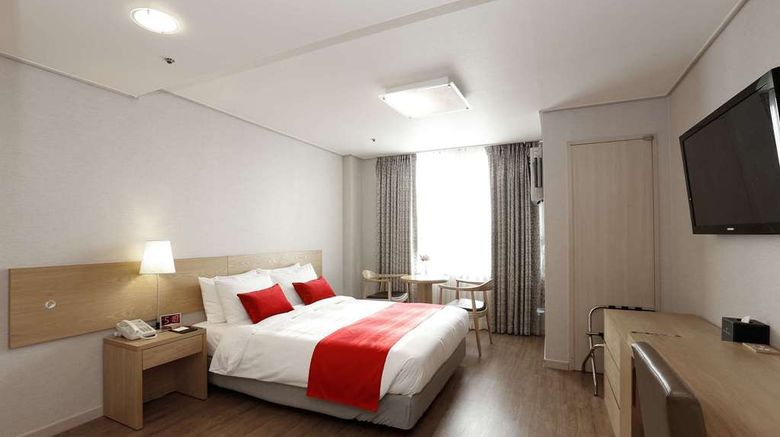 <b>Ramada Seoul Dongdaemun Room</b>. Images powered by <a href="https://iceportal.shijigroup.com/" title="IcePortal" target="_blank">IcePortal</a>.
