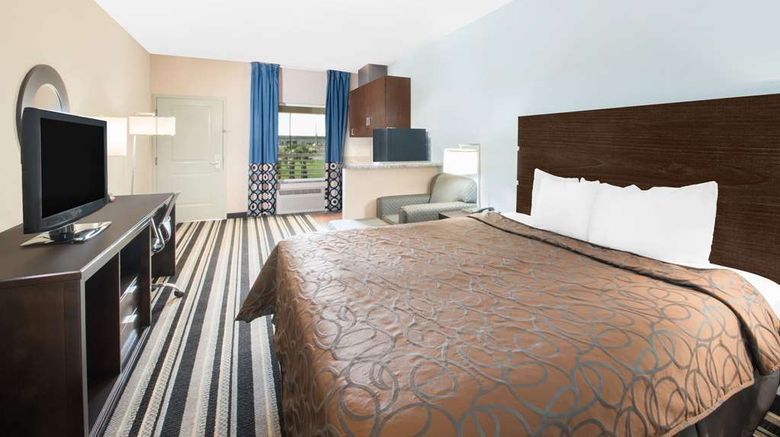 <b>Super 8 Dilley Room</b>. Images powered by <a href="https://iceportal.shijigroup.com/" title="IcePortal" target="_blank">IcePortal</a>.